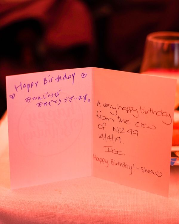 ニュージーランド・ワイトモ「ニュージーランド レンタカーで行き当たりばったりの旅」の写真：飛行機に乗り東京に向かう。直行便で11時...