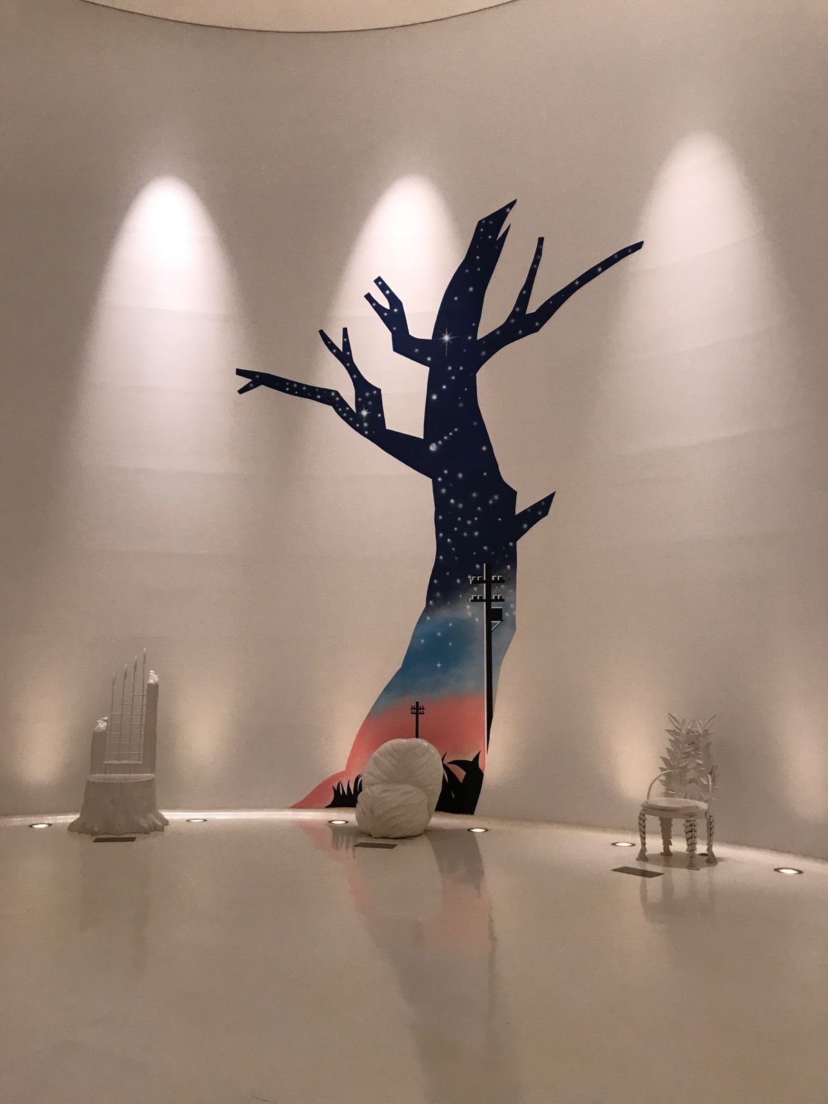 岩手県「宮沢賢治童話村」ここのMirror bowler作品を見るためだけ...