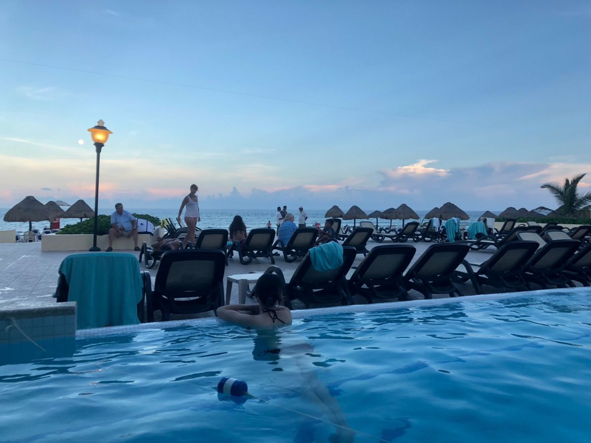 The Royal Sands & Spa 
オールインクルーシブ の中で...