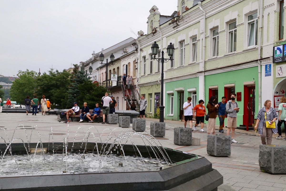 「日本に一番近いヨーロッパ」と呼ばれるウラジオストク。街には欧風の建築が並...