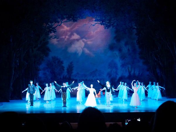 ロシア連邦・ウラジオストク「ウラジオストク」の写真：マリインスキー劇場で本場のバレエを鑑賞。...