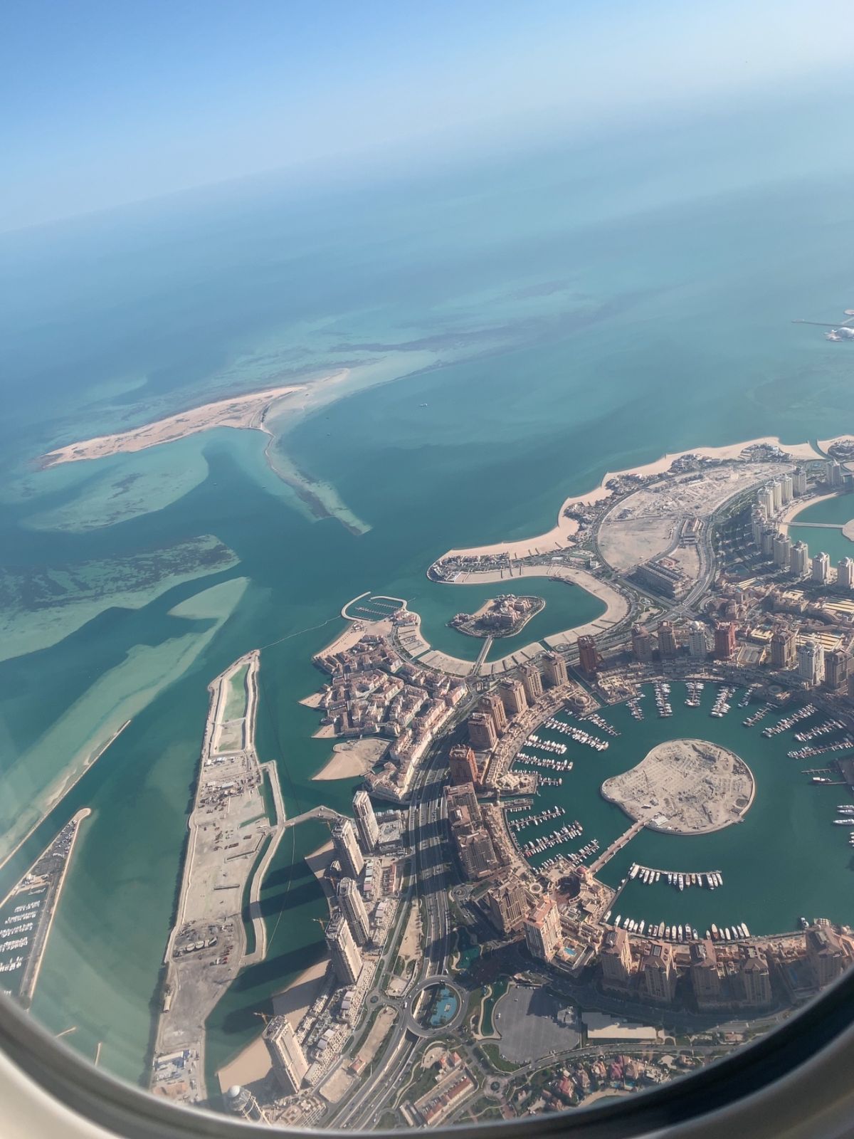ドーハの街並み 飛行機より