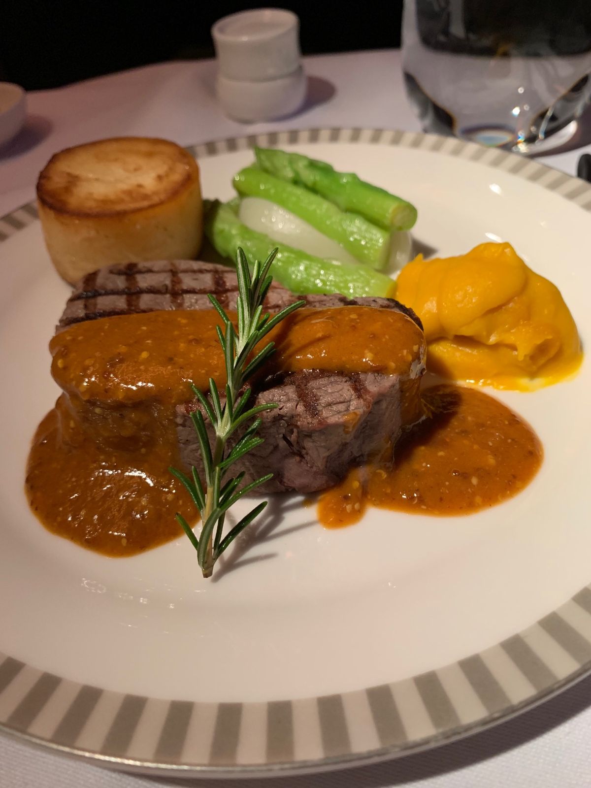 シンガポール航空 ビジネスクラス ロス 食事 その1