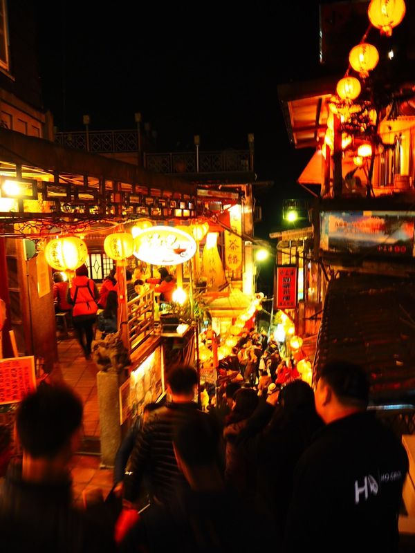 台湾・台北「台湾」の写真：旧正月の台湾。
街中は誰もいないが九份は...