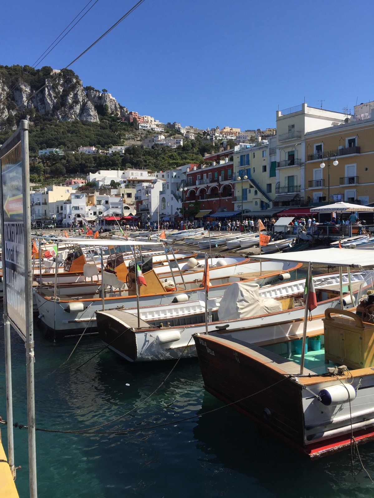 カプリ島は1番好きな島かも。この雰囲気好きだなー