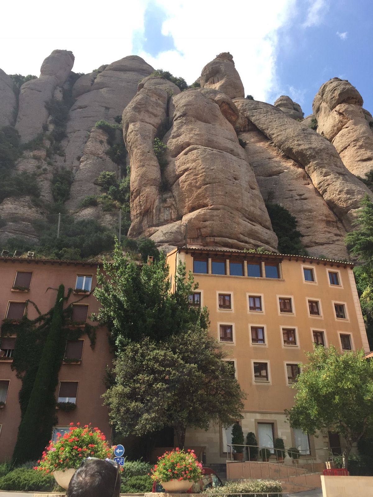 ダンブラウン最新作の舞台！モンセラート。