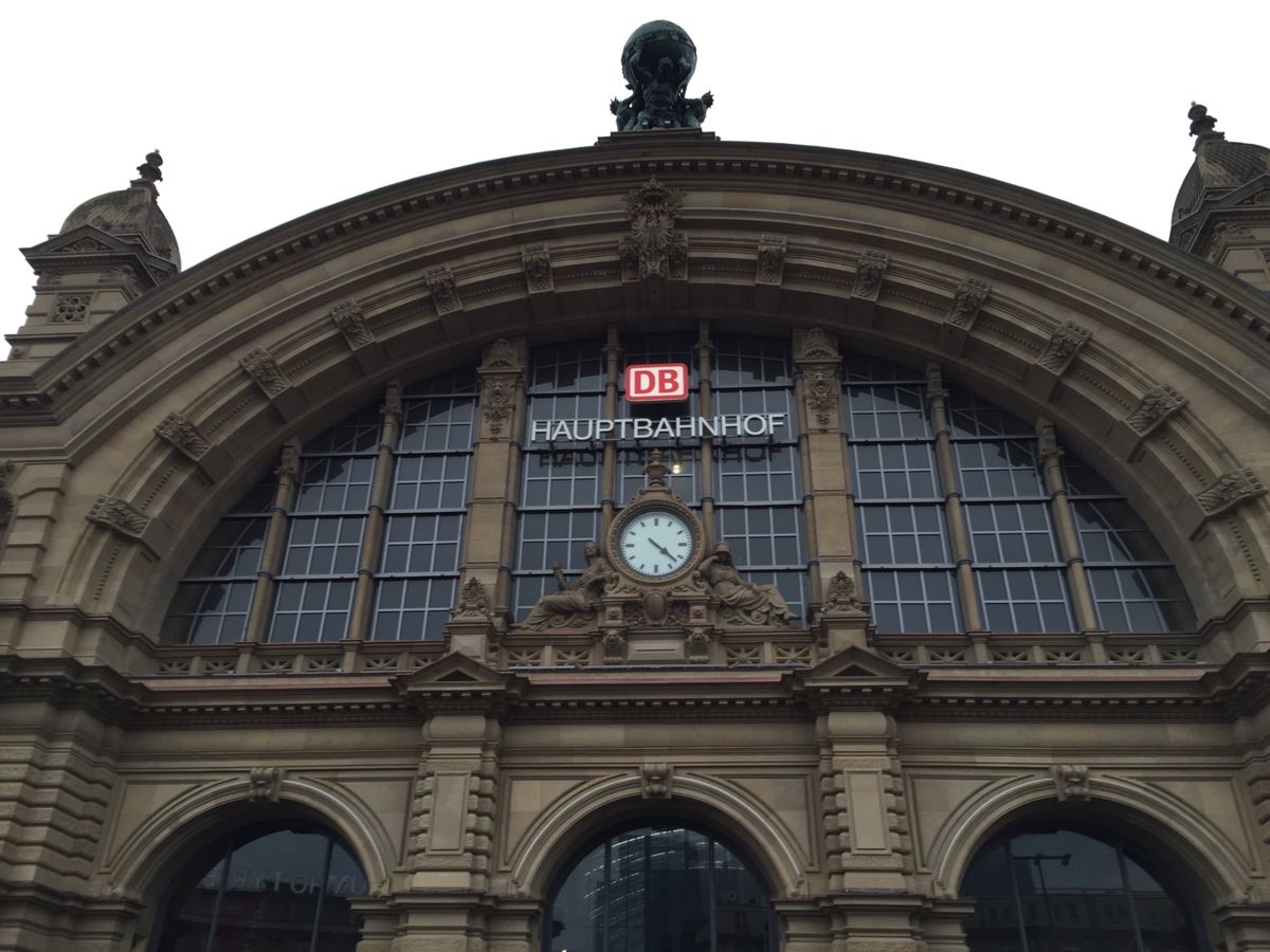 ドイツ再来の理由！フランクフルト・長谷部選手からサインいただき！⚽️🇩🇪 