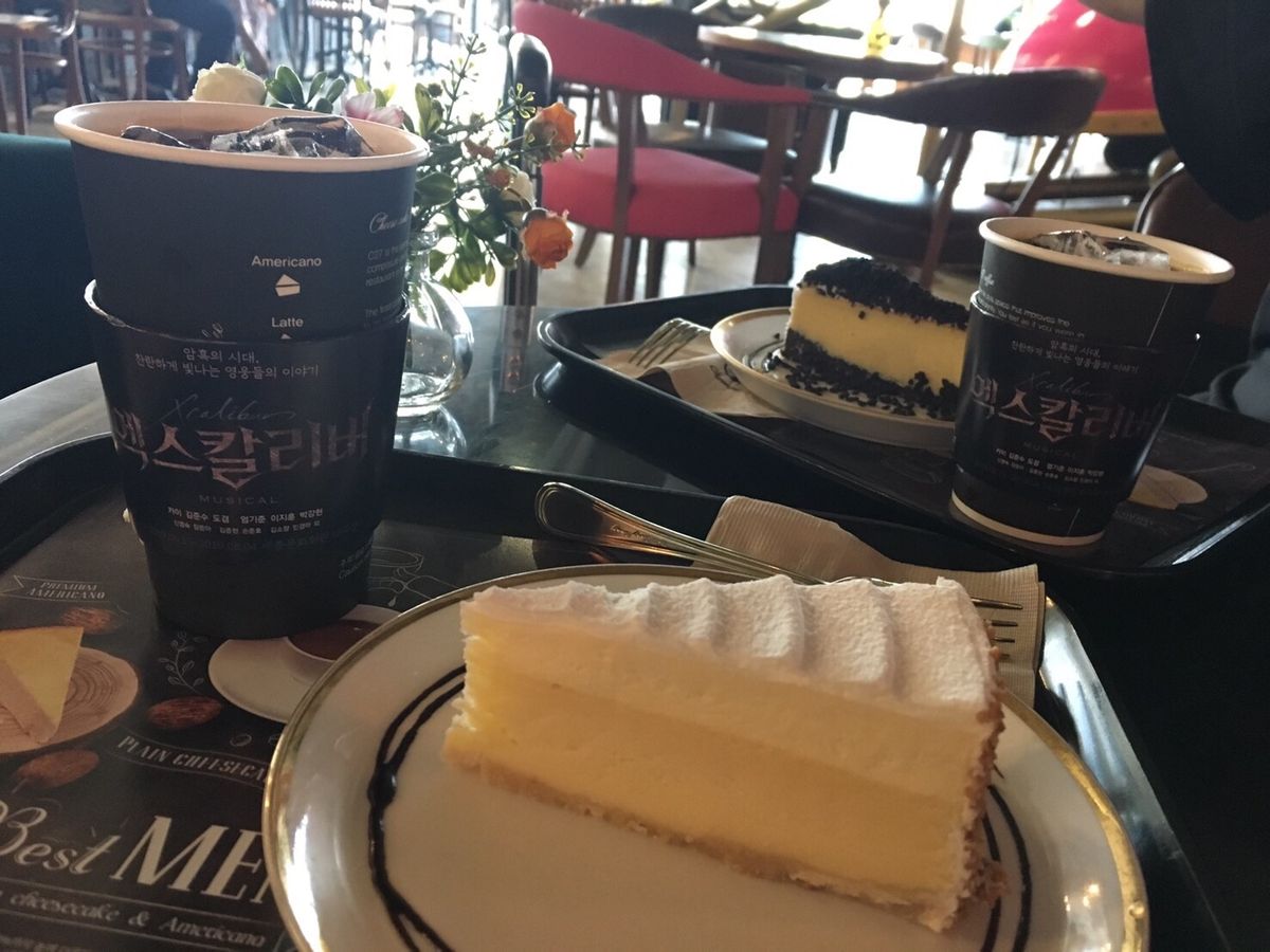 C27 弘大店
チーズケーキ好きにはたまらないお店♡
種類がありすぎて何に...