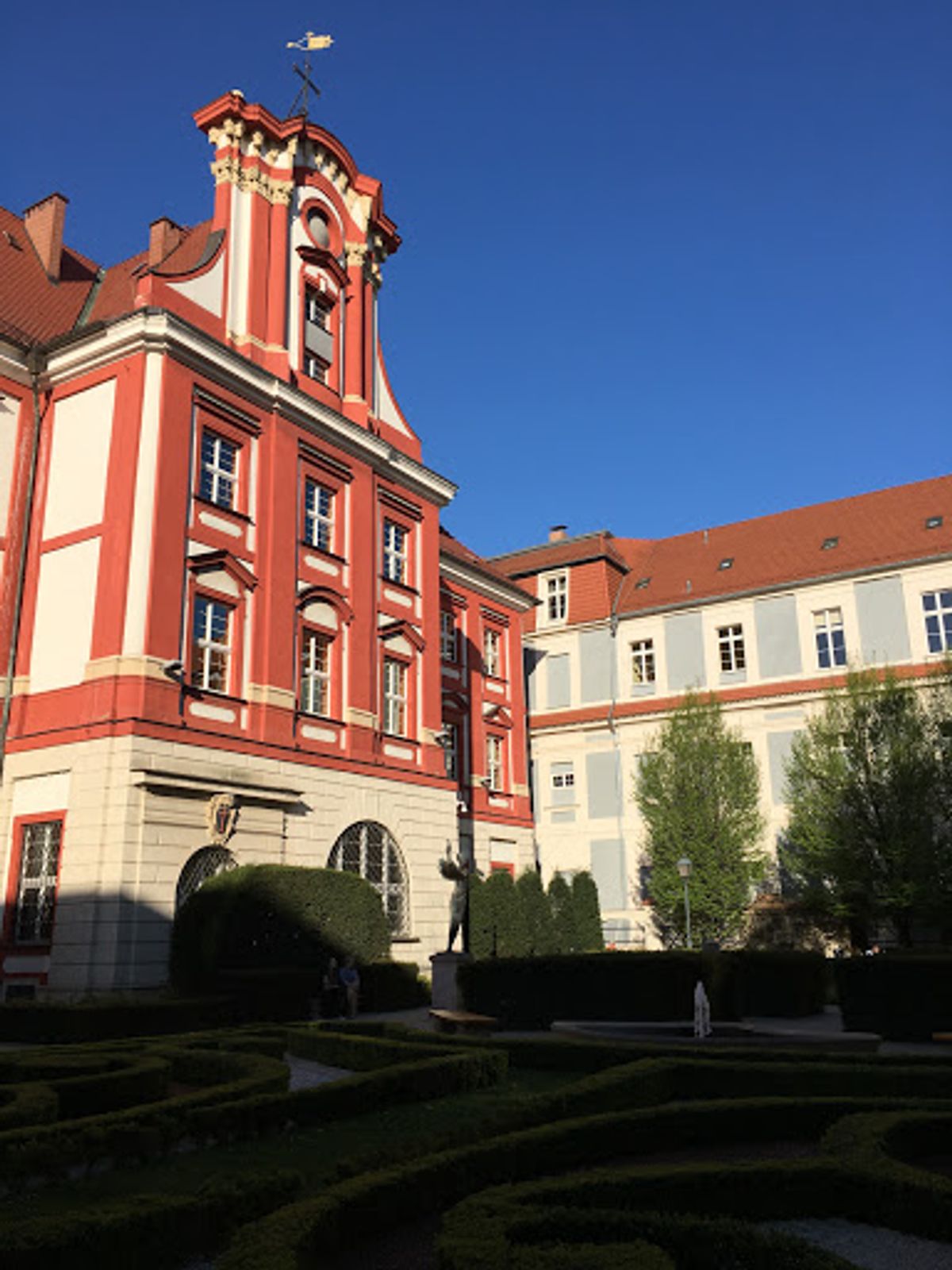 夕映えが美しい、Wrocławの街並み。