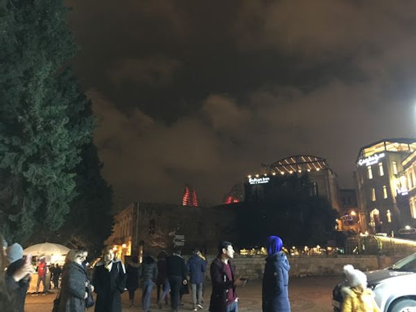 アゼルバイジャン・Bakı「アゼルバイジャンで春のお祭り、Novruz」の写真：Novruzの旧市街。