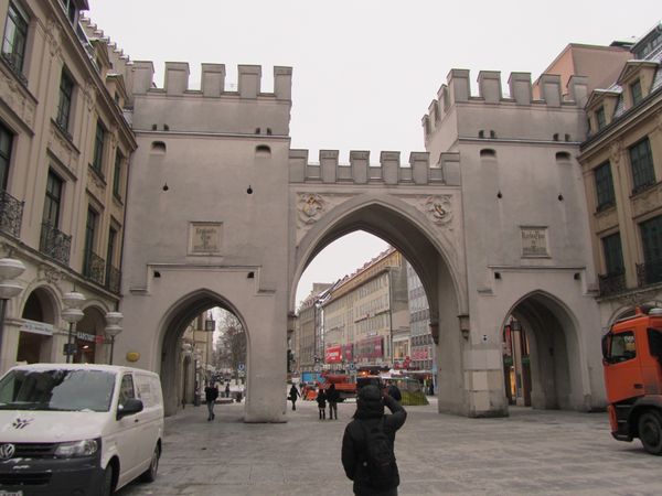 ドイツ・ミュンヘン「年越しドイツ！雪降るドイツ！」の写真：極寒のドイツ！ミュンヘンで年越し。