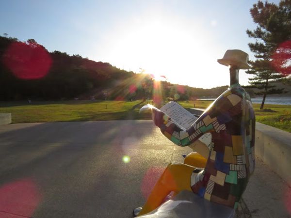 日本・直島「直島アートな旅」の写真：島内のアート。島の中に戸建ての作品が何軒...