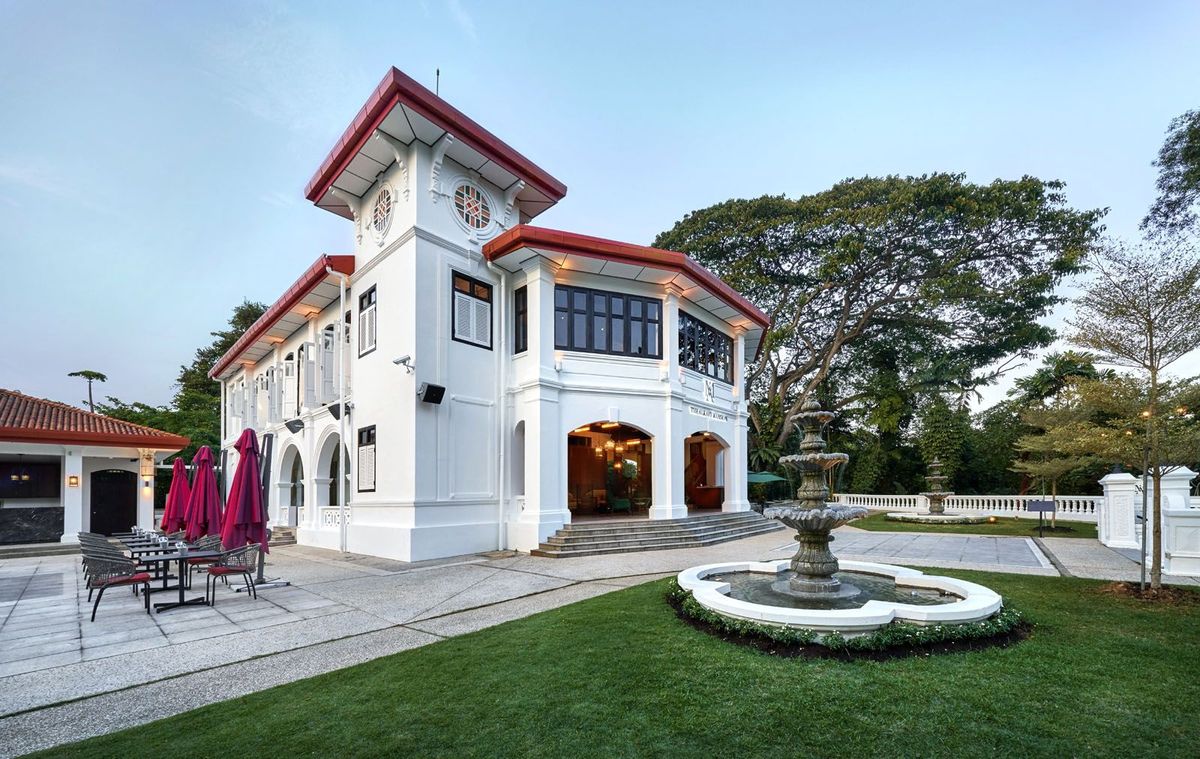 アルカフマンションで夕食か昼食を食べたんだけど、当時はインドネシア料理だっ...