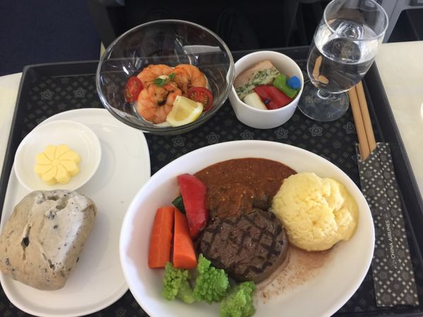 台湾・高雄→台南「台南」の写真：チャイナの安定の機内食。