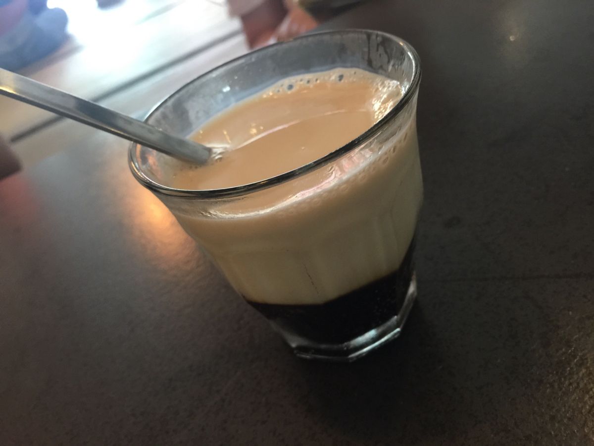 芭樂汁と水果茶は定番。カフェオレも美味しかったなぁ。