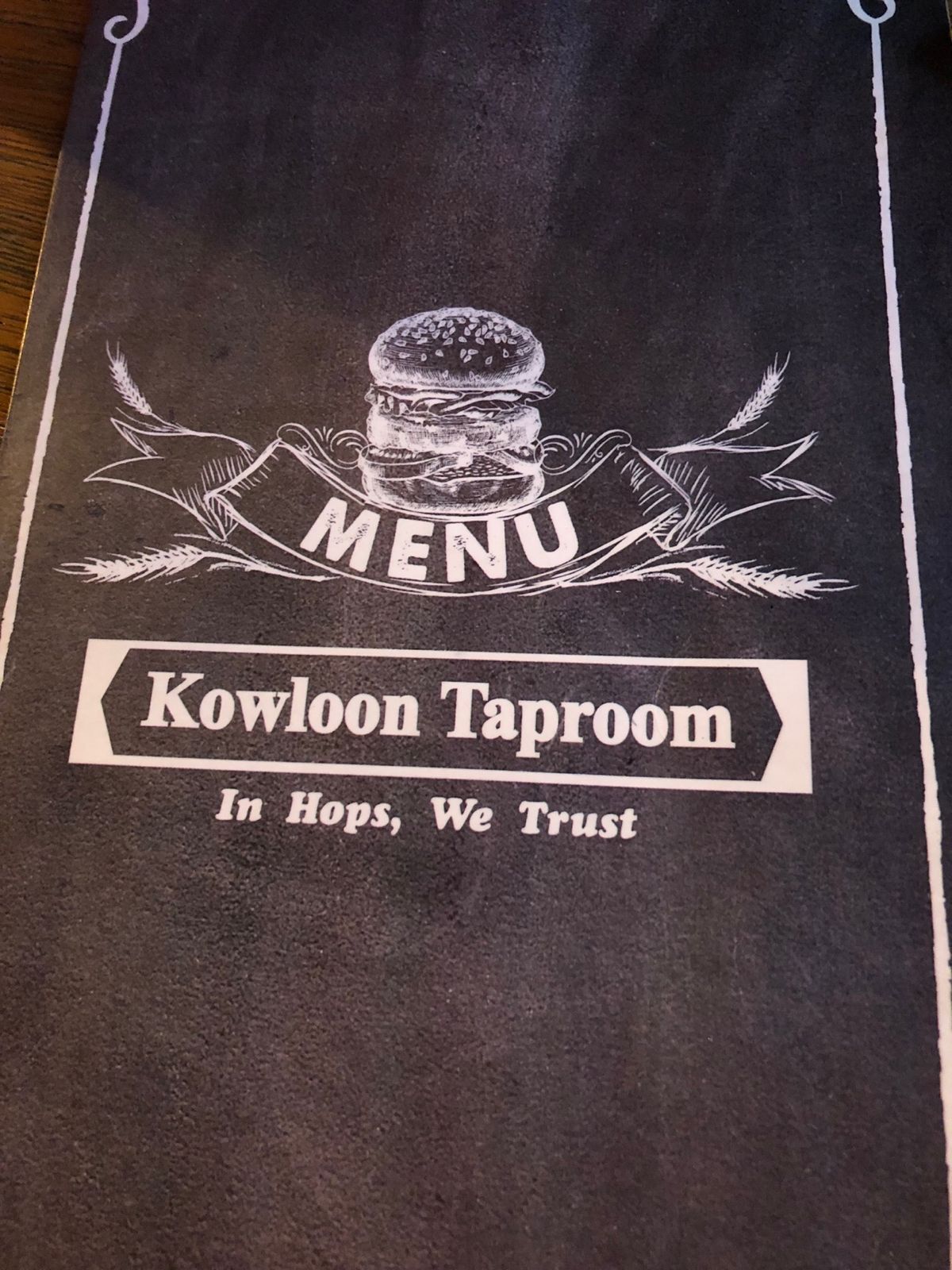 香港で呑んだくれ🍺