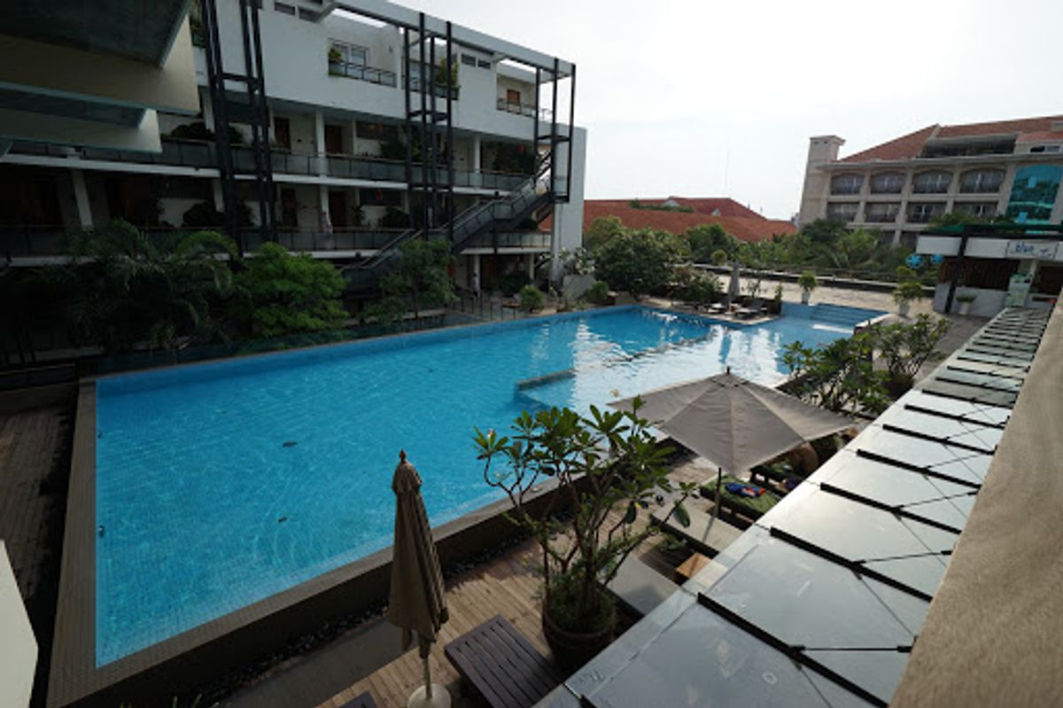 空港から20分ほどでホテルに到着。ホテルは

「ホテル ソマデヴィ アンコ...