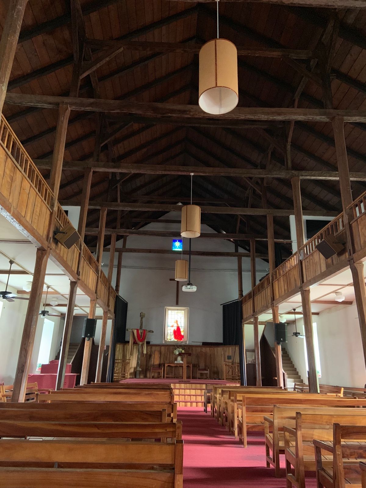 カイルアコナの街はとても小さいので車を置いたらホロホロします。オーガニック...