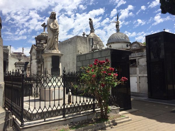 アルゼンチン・ブエアイレス「Buenos Aires」の写真：レコレータ墓地
