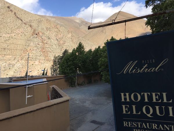 チリ・バルパライソ「Santiago」の写真