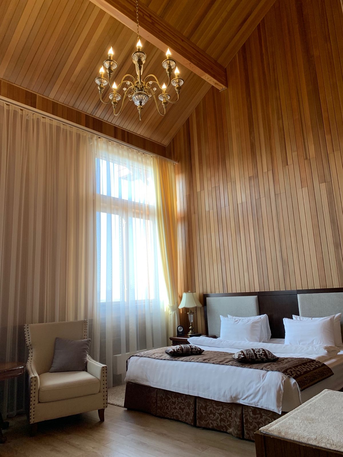 ホテル「ケダル・ハウス」
リーズナブルでレストランも美味しくて最高。