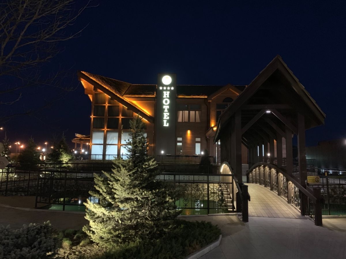 ホテル「ケダル・ハウス」
リーズナブルでレストランも美味しくて最高。