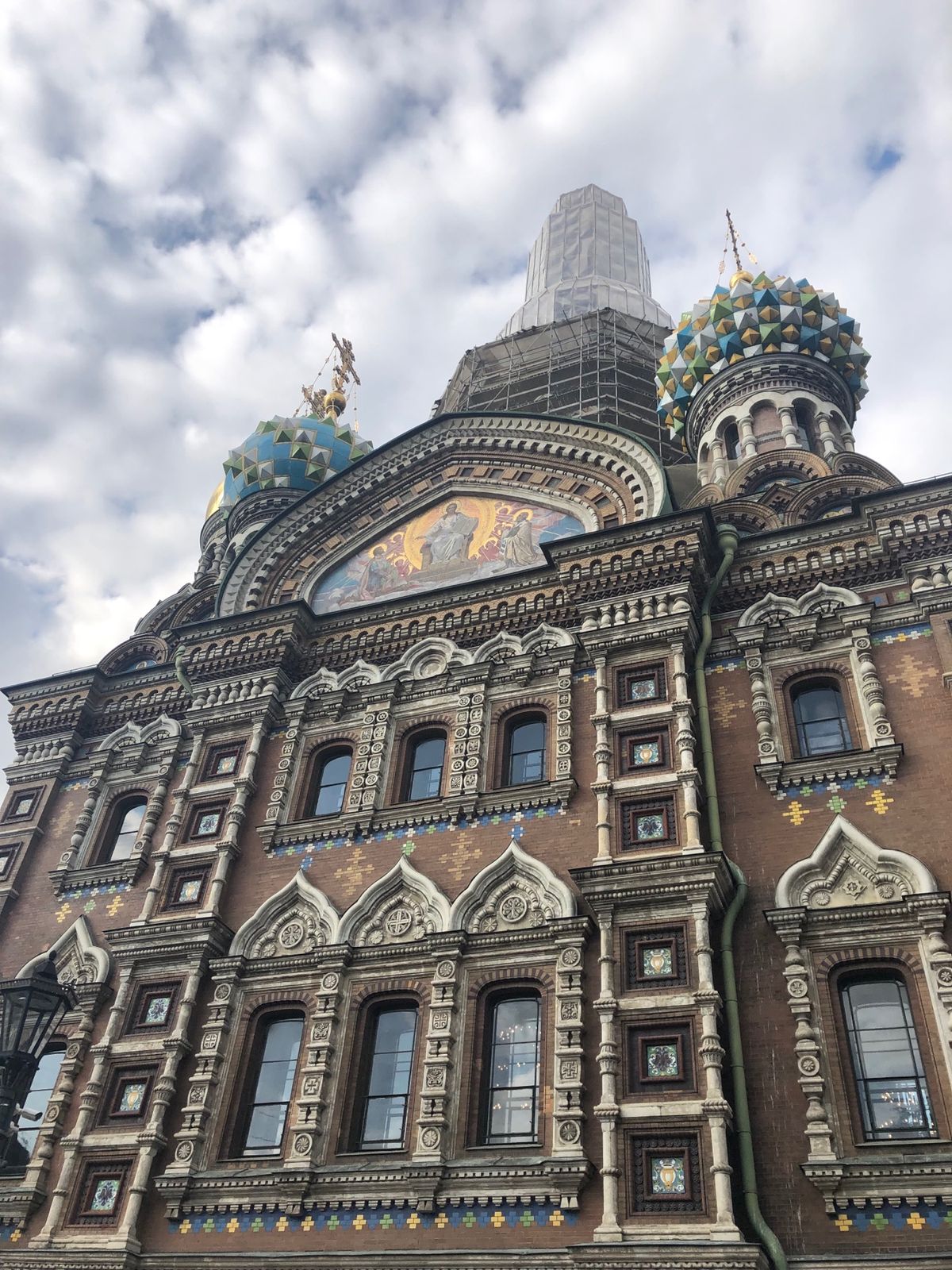 建物も、道路も広いや…
バシリー大聖堂はステキすぎるフォルム！
サプサ...