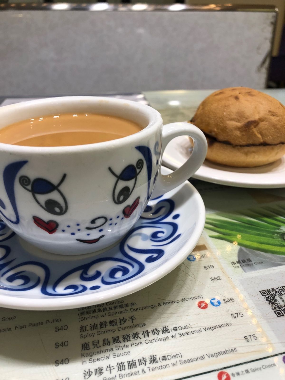 食べてんなー！もっとごはんの写真あるわーw何食べてもおいしいから、嬉しい限り。