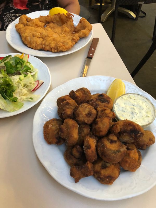 オーストリア・ウィーン「ヨーロッパ旅行2018(ハハと)③」の写真：シェーンブルン宮殿も行った。