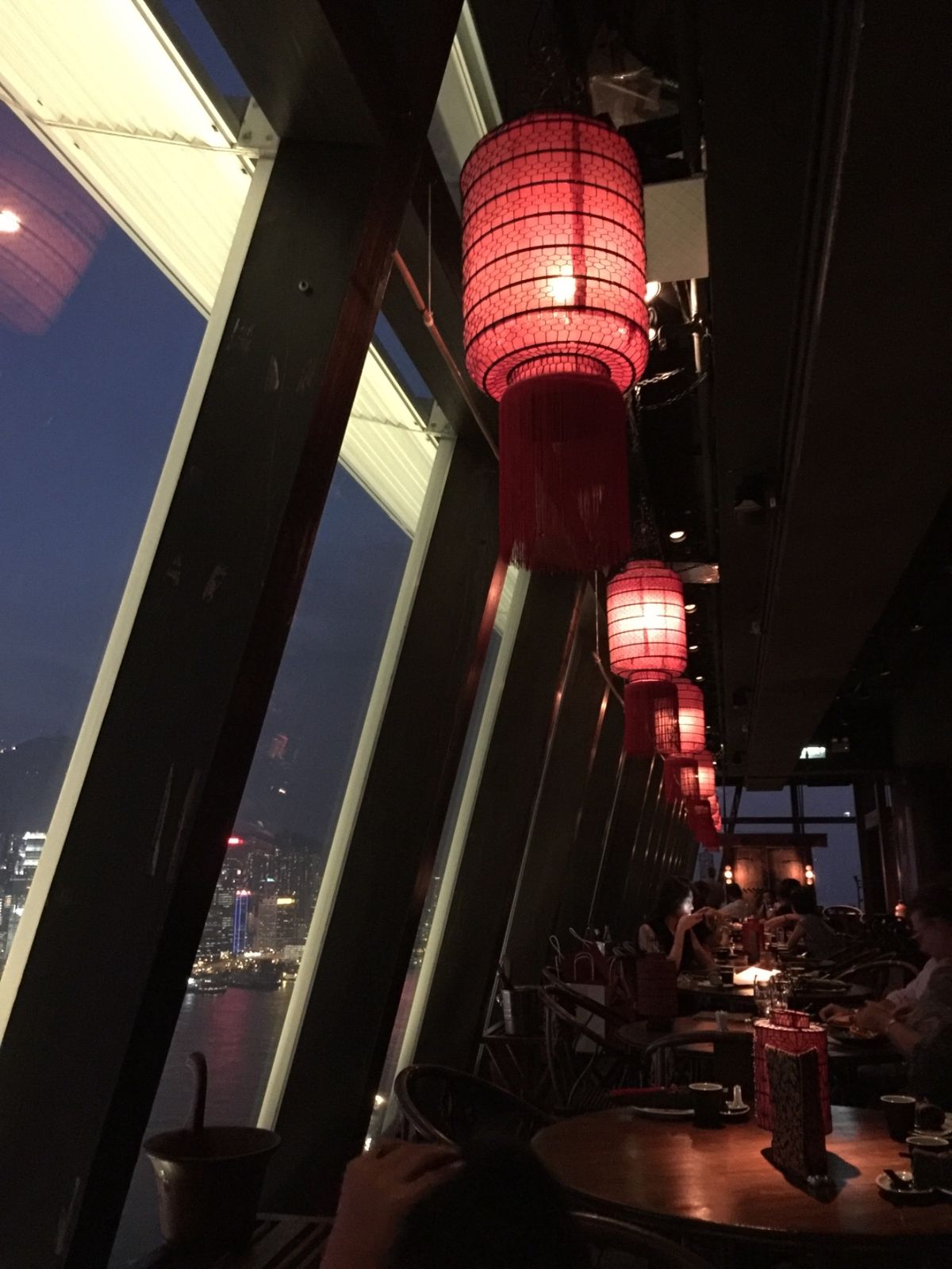 デモで空港が閉鎖された日の1週間後だったので、いけるのかどうか気にしてあま...