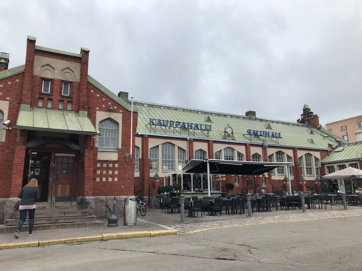 ヘルシンキ市内だけの徒歩巡り