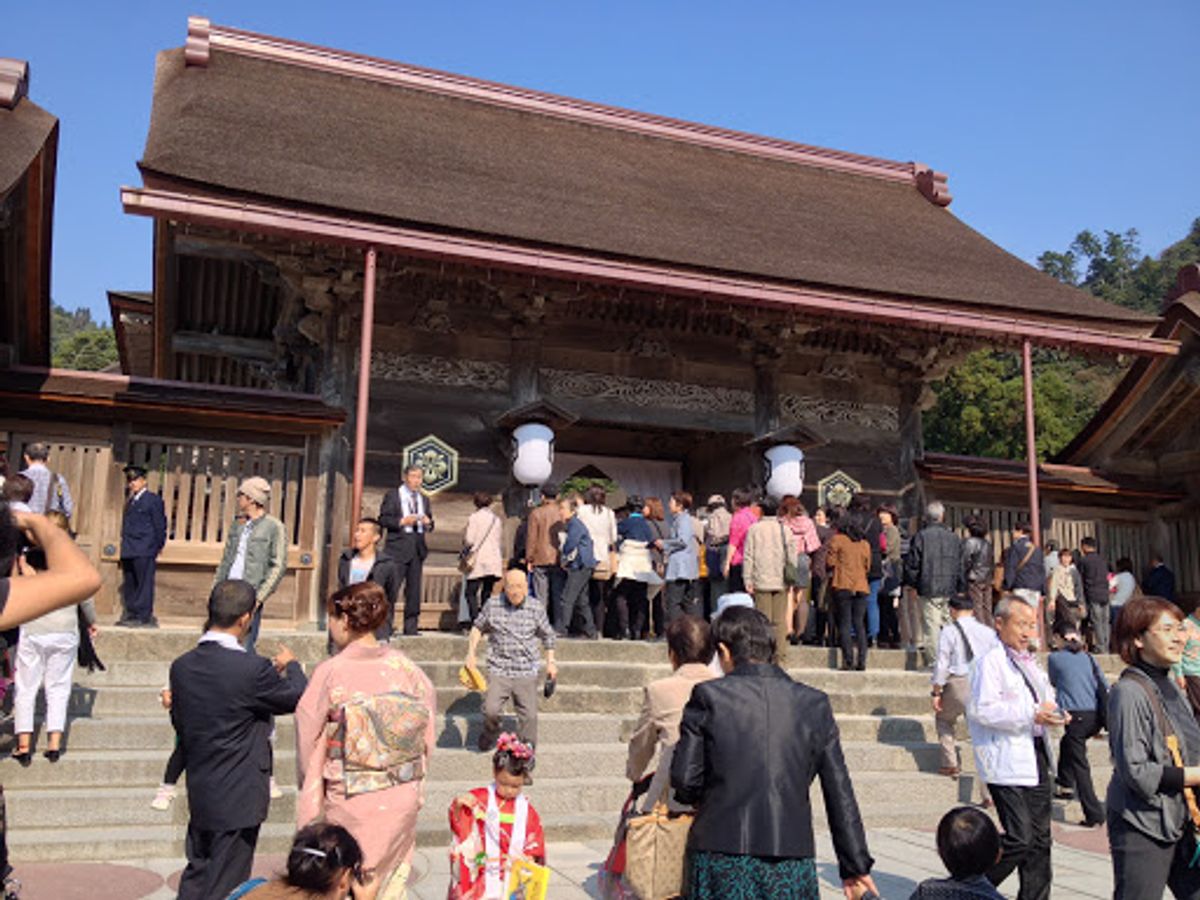 はじめての島根県。出雲大社。
いい意味で華美でなく山陰らしいなと思った。...