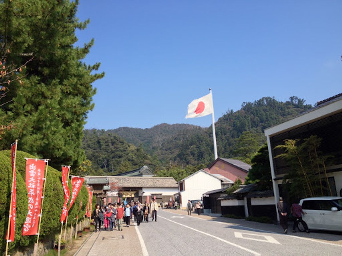 はじめての島根県。出雲大社。
いい意味で華美でなく山陰らしいなと思った。...