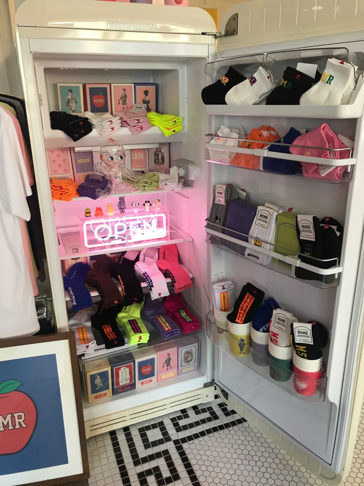 旅の最後に靴下屋さん。
めっちゃ可愛い💕💕