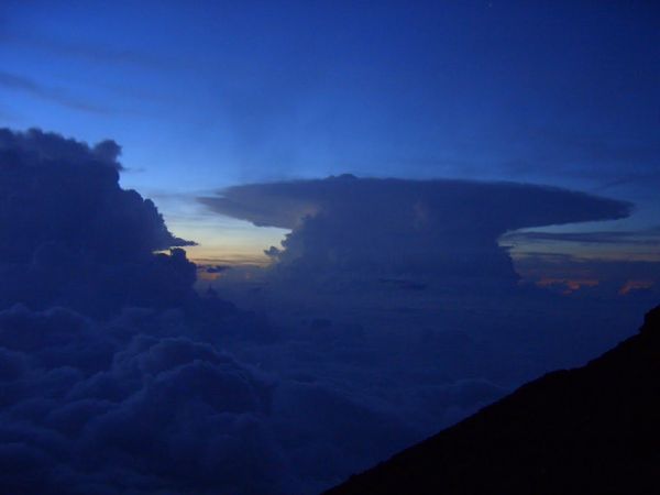 日本「富士山初登頂〜の旅🗻」の写真