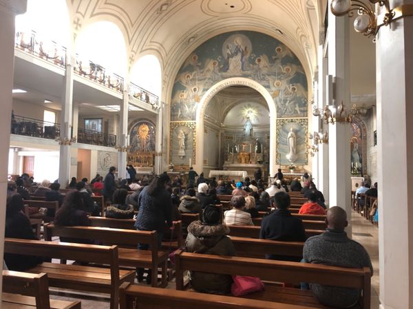 フランス・パリ「フランスひとり旅」の写真：奇跡のメダイユ教会⛪️ もちろんメダイを...