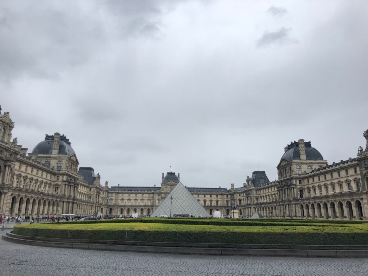 ルーブル美術館