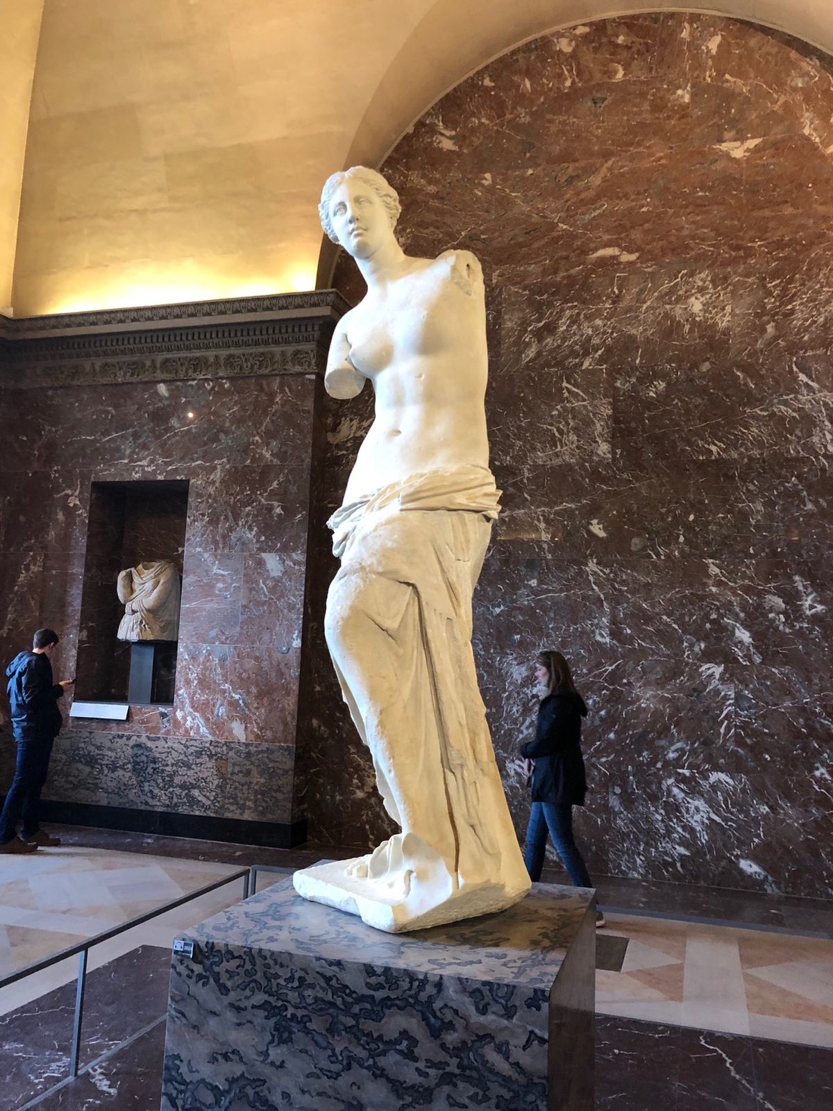 ルーブル美術館