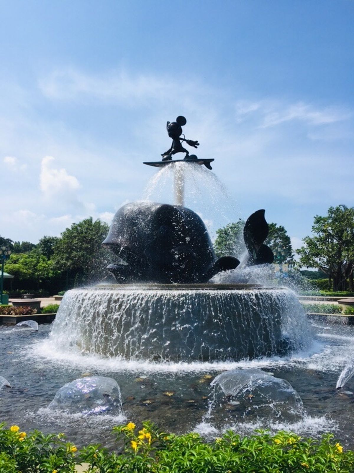 香港ディズニー。お城は工事中。