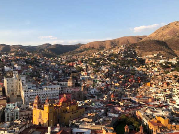 メキシコ・メキシコシティ、カンクン、グアナファト「メキシコ アステカの大地へ」の写真：ラテンアメリカの風を感じて