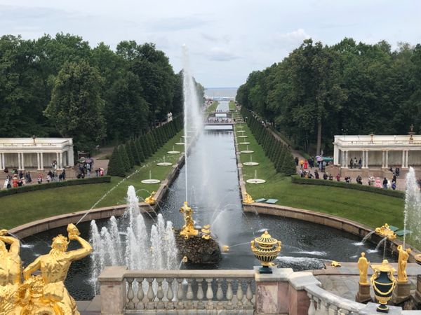 ロシア連邦・サンクトペテルブルク、モスクワ「ロシア旅行」の写真：ペテルゴフの噴水⛲️