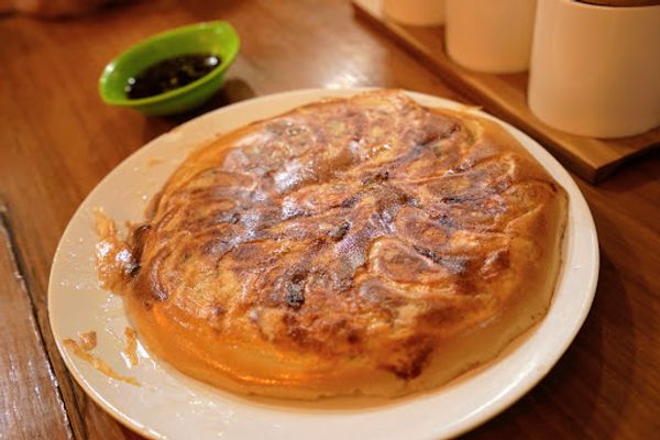 ミャンマー・ヤンゴン「甥と妹とミャンマー・バガン遺跡の旅」の写真：バガンからヤンゴンに戻りオススメの餃子を...