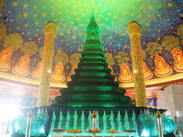 タイ・バンコク「タイ:バンコク」の写真：ワット巡り、象乗り、水上マーケット…行く...