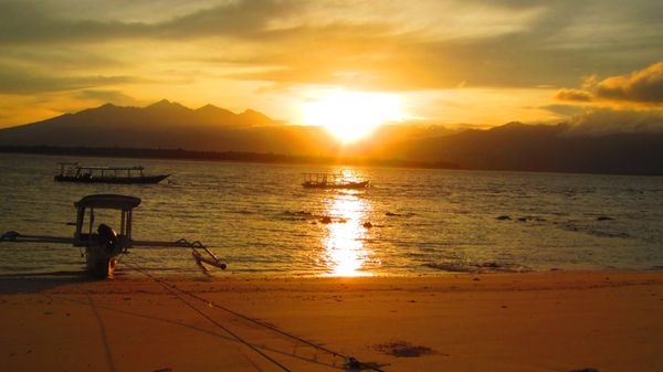 インドネシア・バリ島、ロンボク島、ギリ島「インドネシア🇮🇩ロンボク島からギリヘ」の写真