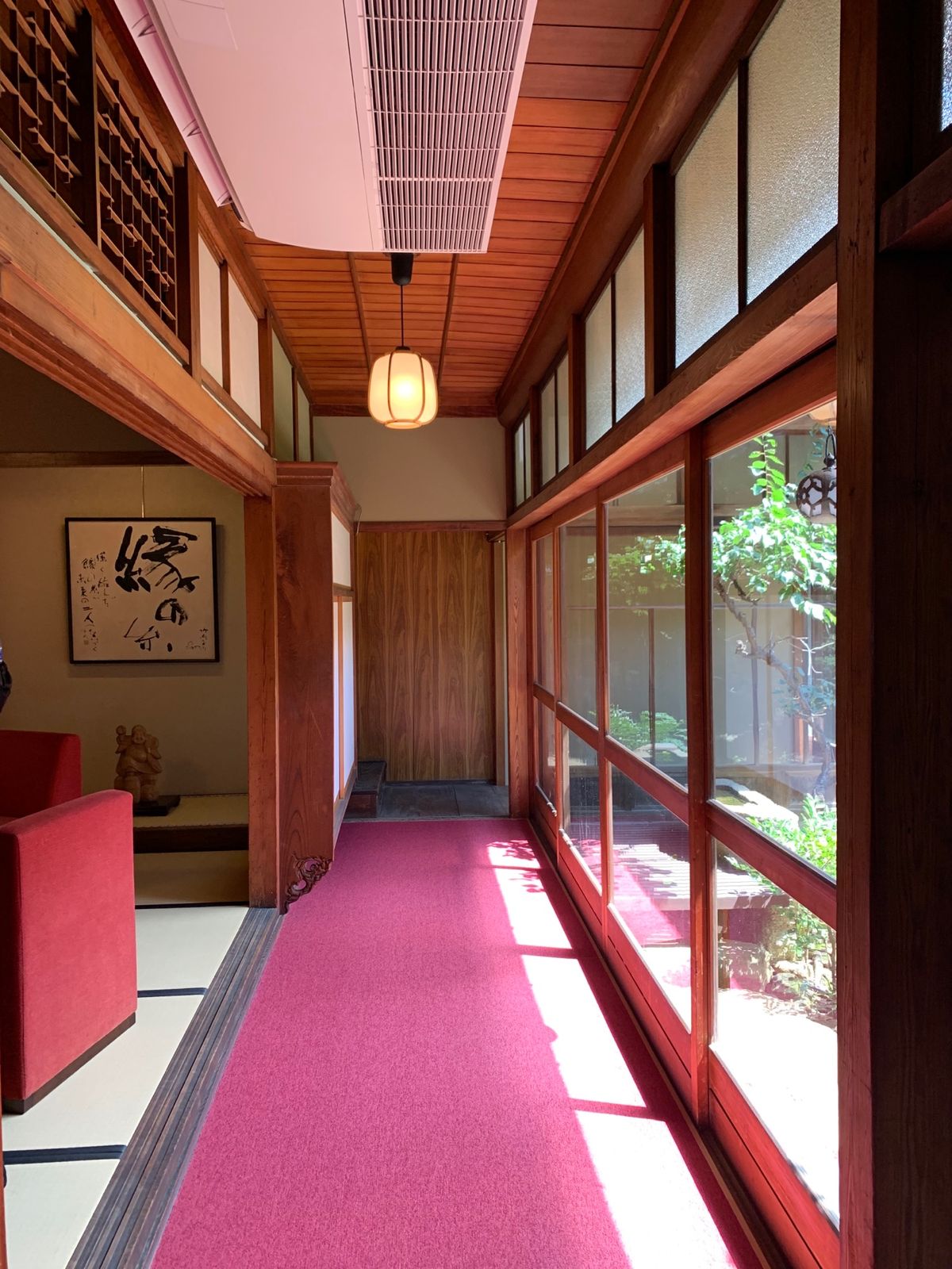 空港からはバスが出ており、40分で出雲大社正門前まで行ける。

そして、竹...