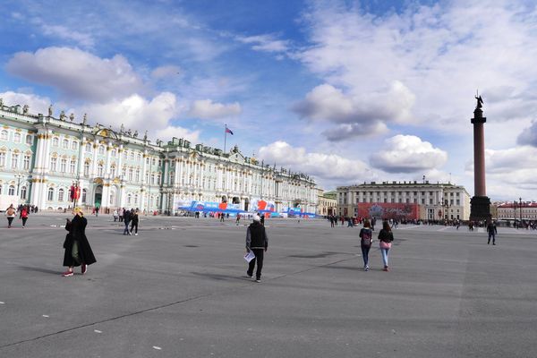 ロシア連邦・St.Petersburg「バルト三国と北極圏 (ロシア)」の写真：なんかパリっぽい。
ビザが面倒なので日本...