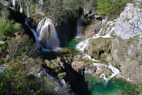 クロアチア・ザグレブ「Former Yugoslavia」の写真：プリトヴィツェ湖畔国立公園