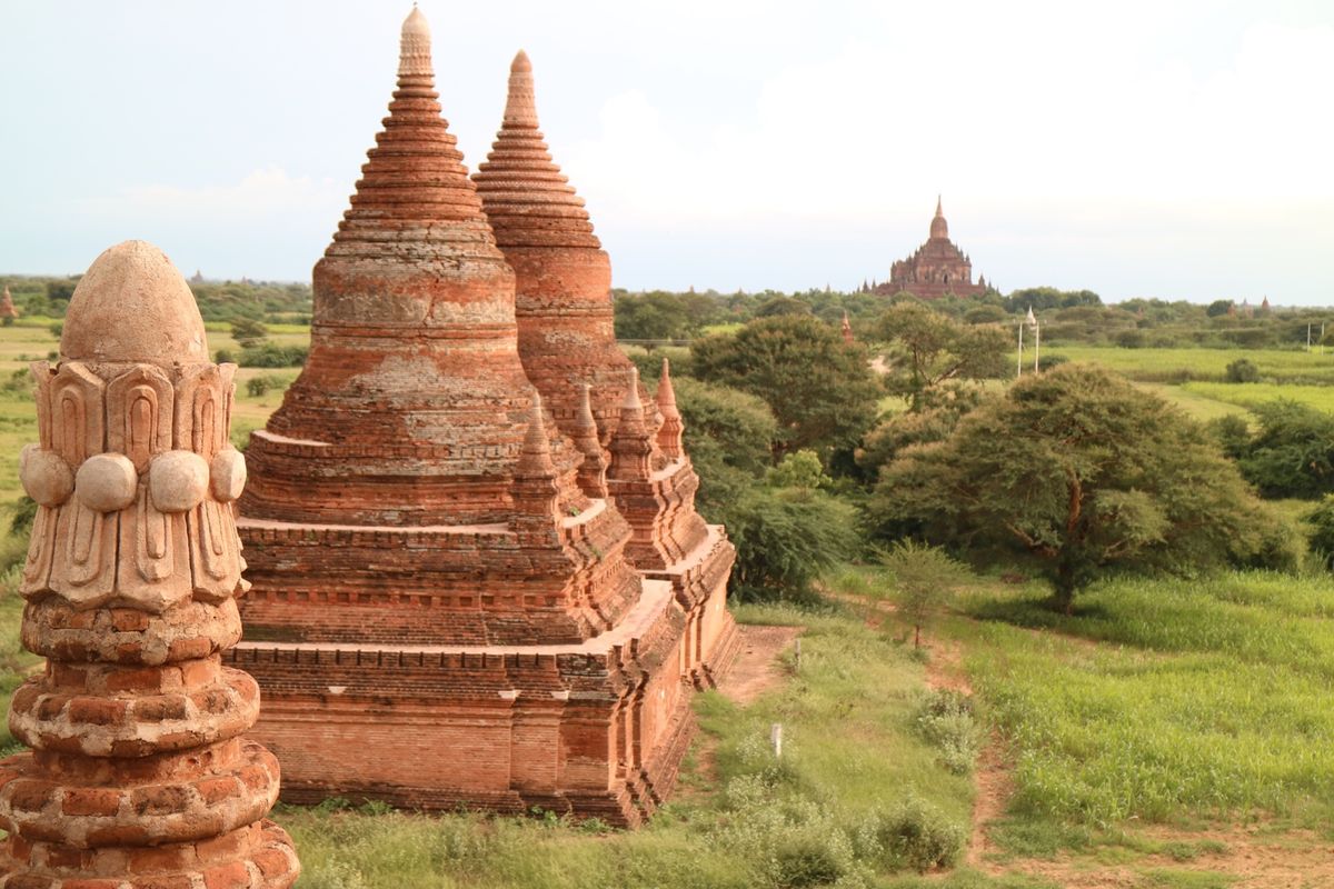 パガン遺跡の夕日。綺麗だった。