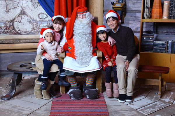 フィンランド・ロヴァニエミ「フィンランドでサンタさんとオーロラ」の写真：フィンランド🇫🇮はロヴァニエミのサンタク...