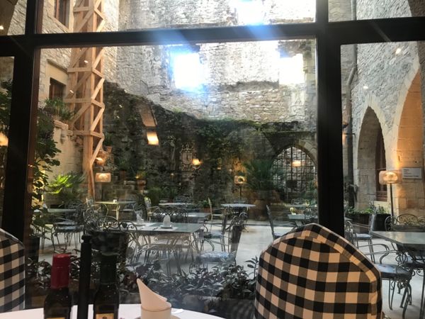 スペイン・ビアリッツ「Spain🇪🇸Basque 」の写真：パラドールでの朝食🍽